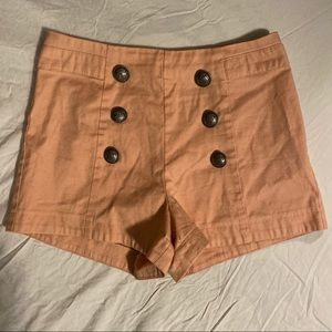 Cute “...Lost” brand shorts w decorative button